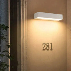 Applique da Parete Esterni LED Moderna in Metallo Lineare