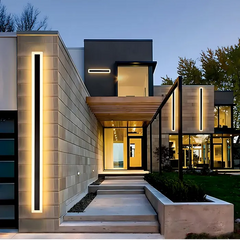 Applique barra LED da esterno a emissione luminosa perimetrale con sensore di movimento