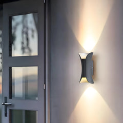 Applique da esterno Up Down a LED design moderno in metallo