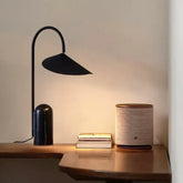 Lampada da Tavolo Moderna Led Nera Curva