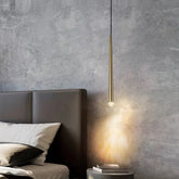 Lampadario Metallo Dorato Dal Design Lineare Verticale