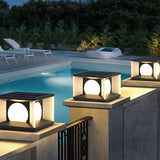 Lampade a Colonna Solari da Esterno in Metallo a Cubo