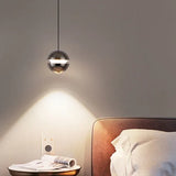 Lampadario in Metallo con Design Sferico Moderno