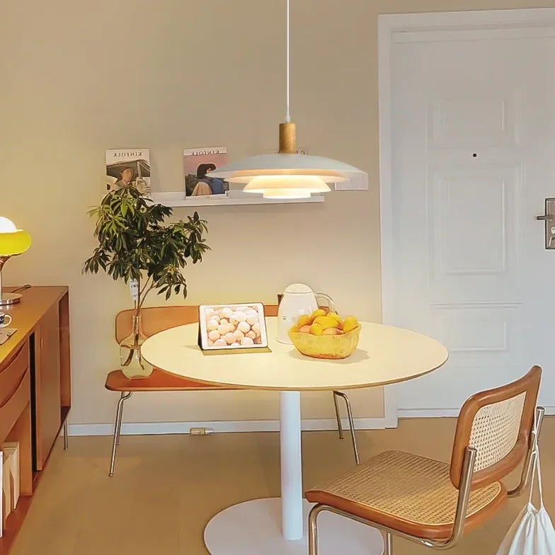 Lampadari per Sala da Pranzo Moderni a Più Livelli