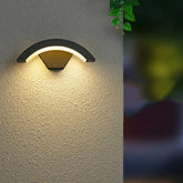 Applique Curva LED da Esterno per Parete