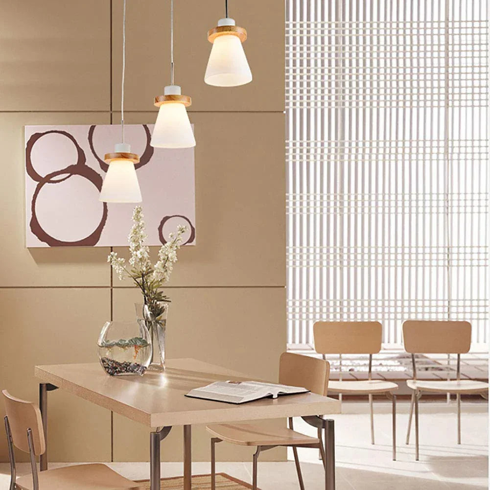 Lampadario Moderno in Legno a Cono per Sala da Pranzo
