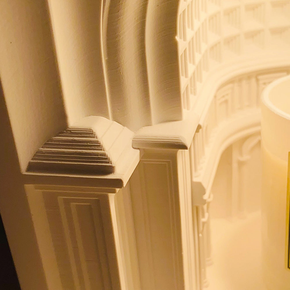 Lampada da Tavolo Art Deco con Design Architettonico