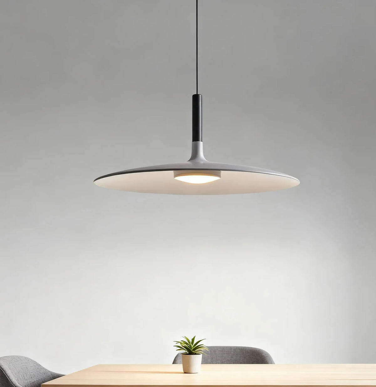 Lampadario Disco Volante Altezza Regolabile in Metallo Stile Nordico per Sala Pranzo