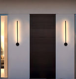 Applique da Esterno Design Minimal LED Regolabile in Metallo