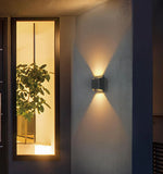 Applique LED Solare Up Down Moderna in Metallo Nero per Esterno