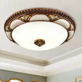 Luce a soffitto vintage rotonda in ottone