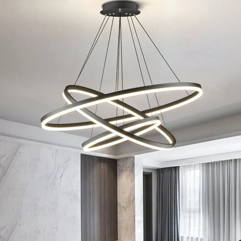 Lampadario moderno grande Anelli neri eleganti