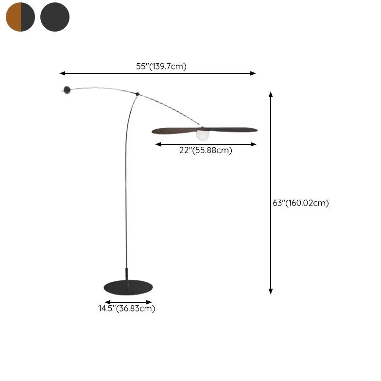 Lampada da pavimento moderna bilanciata a forma di arco