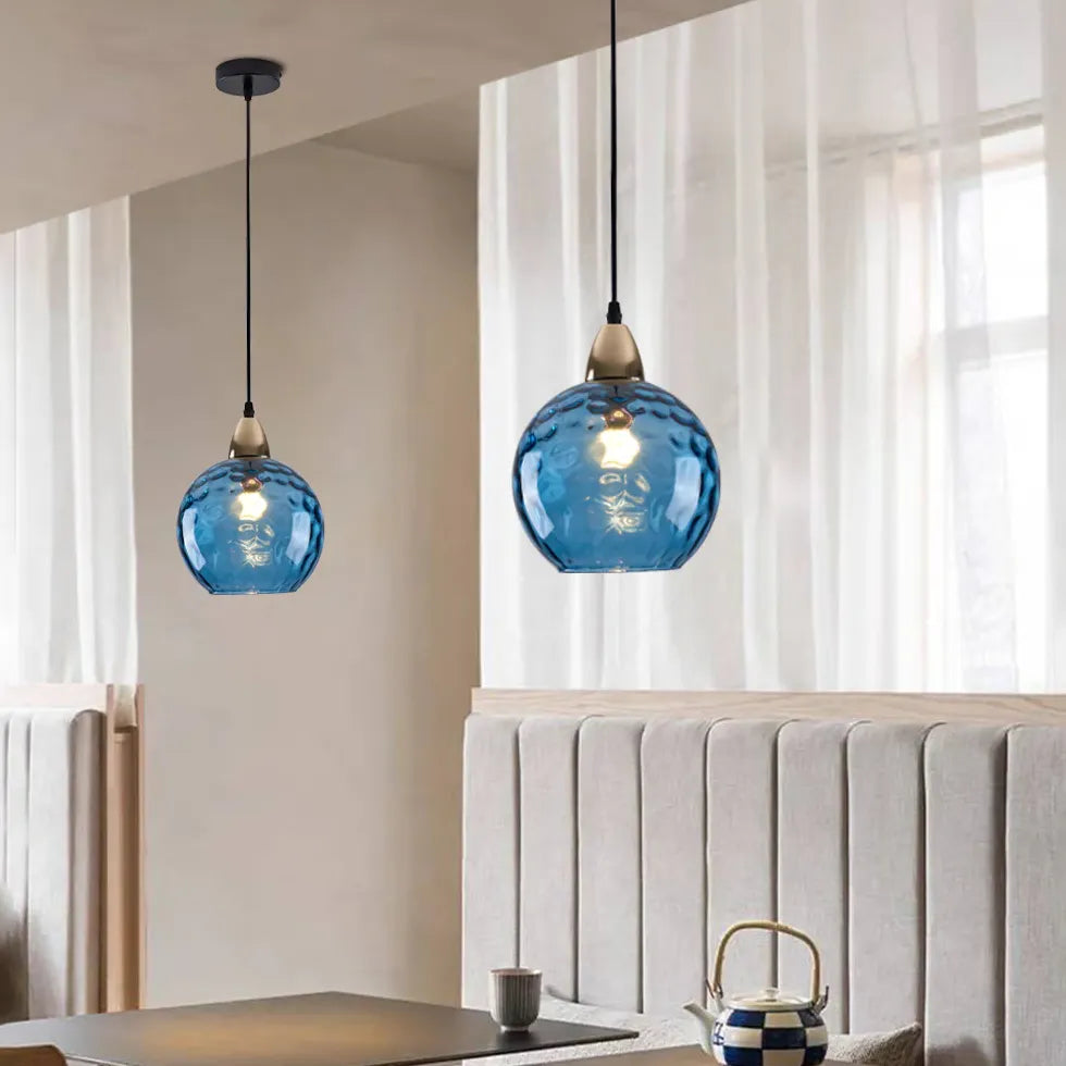 Lampadario colorato vetro per un ristorante elegante