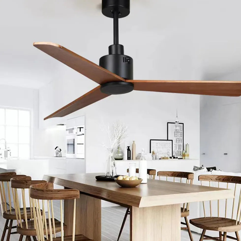 Ventilatore con luce vortice in cucina legno