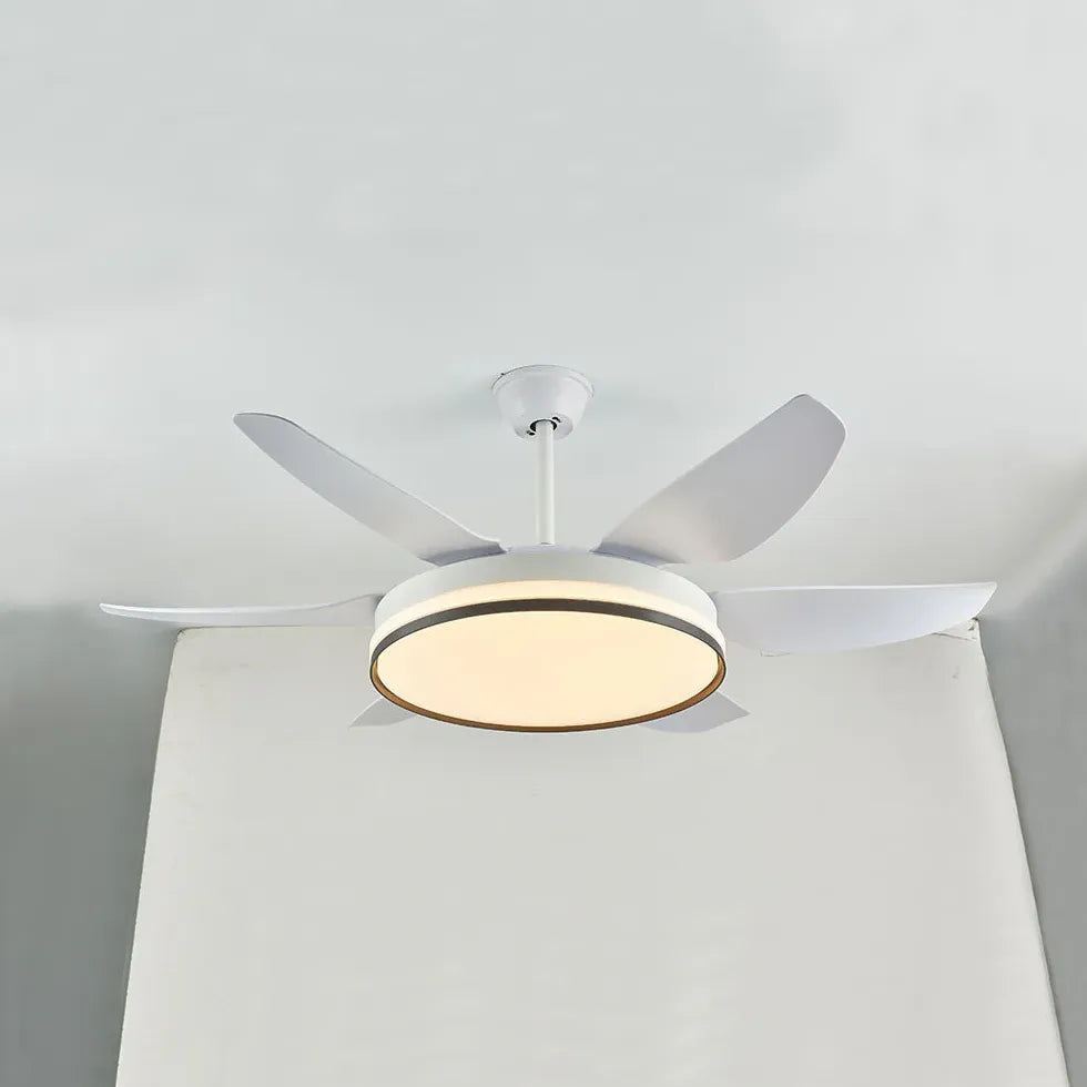 Ventilatore da soffitto con luce led Moderno