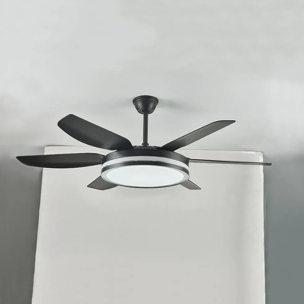 Ventilatori con luce a soffitto Soggiorno Chic