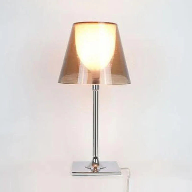 Lampada da tavolo minimalista a doppio strato bianco