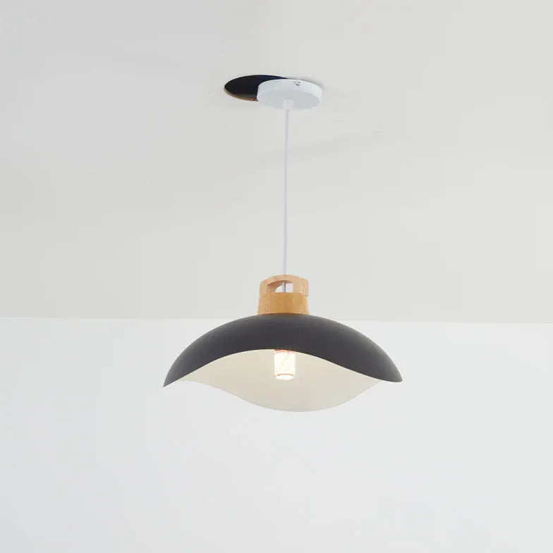 Lampadario moderno a soffitto design semicerchio