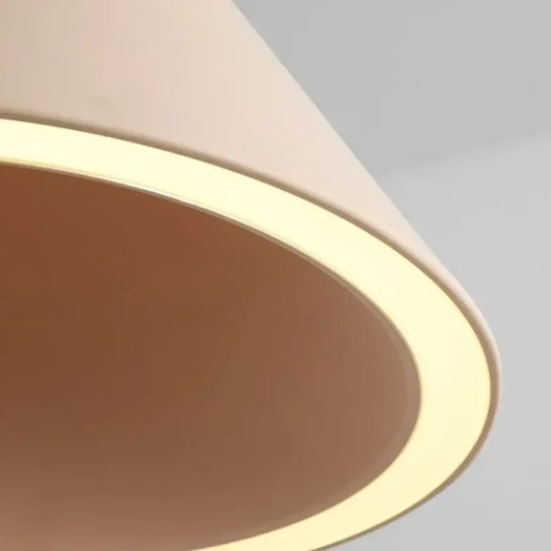 Lampade a Sospensione Cono per Tavolo Morandi