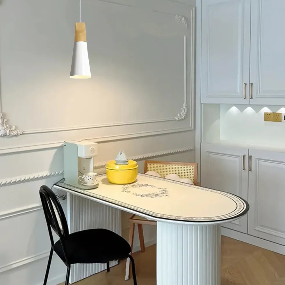 Lampadario in Legno Moderno per Sala da Pranzo