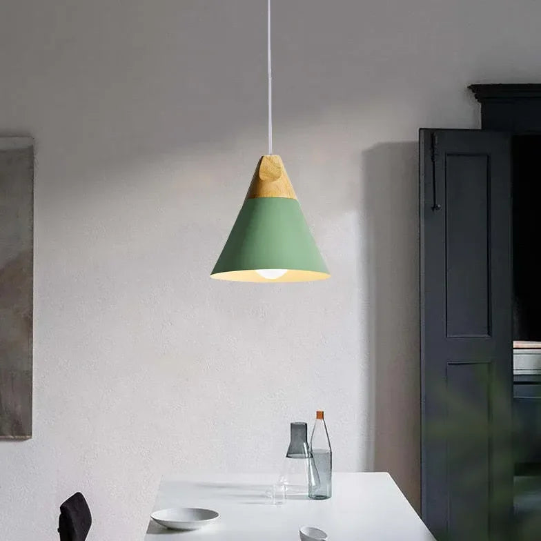 Lampadario in Legno Moderno per Sala da Pranzo