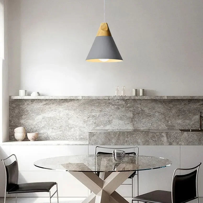 Lampadario in Legno Moderno per Sala da Pranzo