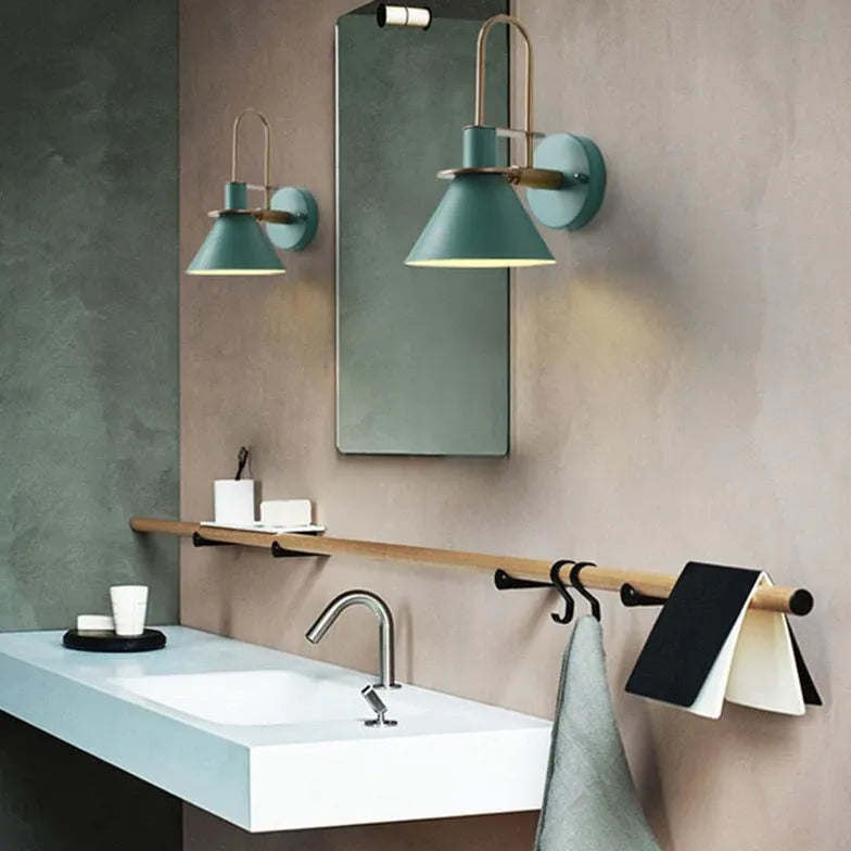 Applique Nere Parete Morandi a Cono Design