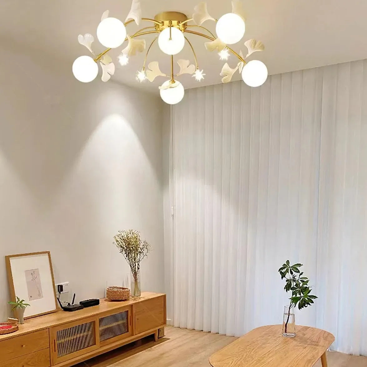 Lampadari Dorati Moderni Creazioni di Design Elegante