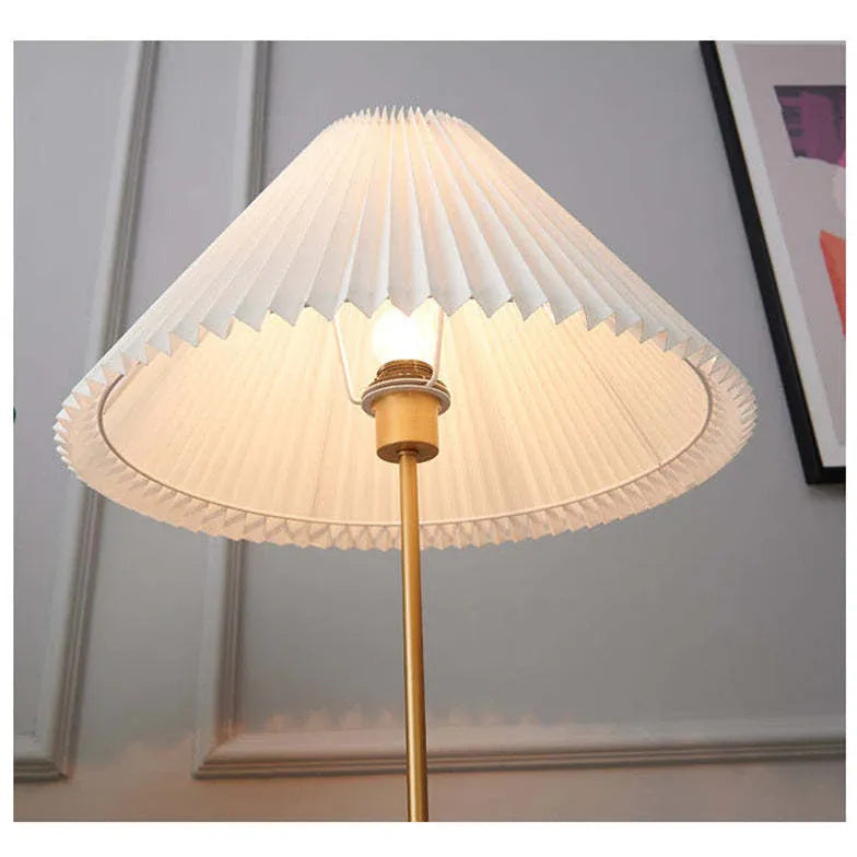 Cone-Shaped Vintage Table Lamp with Wooden Pole