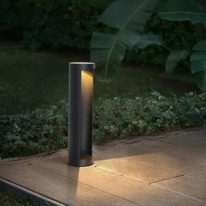 Cylindrical Reflection Black Bollard Lights