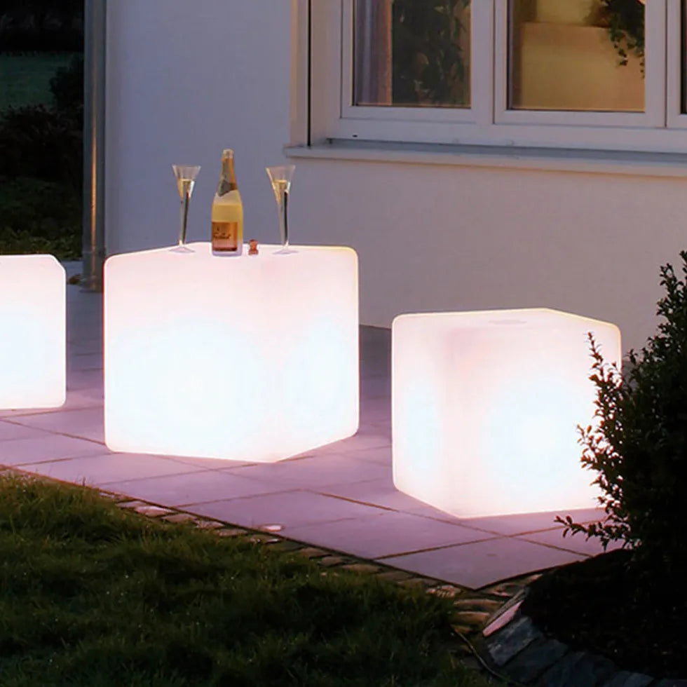 White Cubic LED Outdoor Floor Lamp