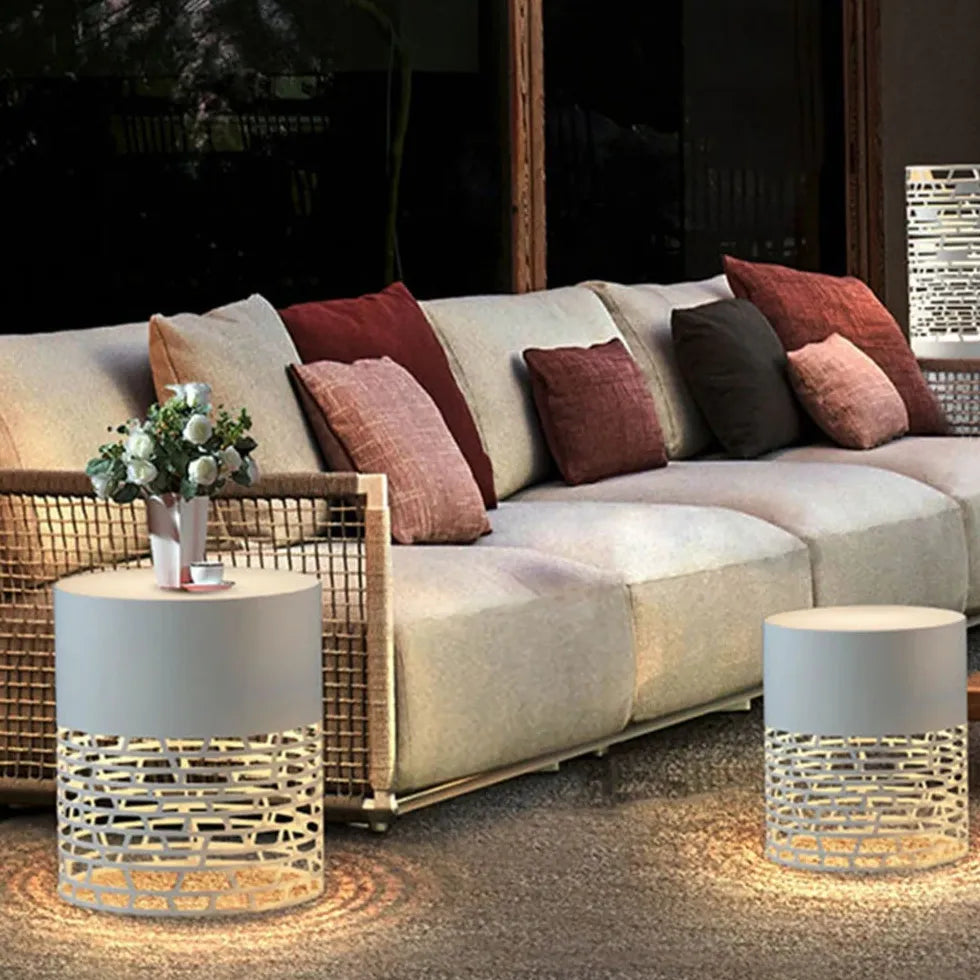 Cut Cylinder White Outdoor Floor lamps