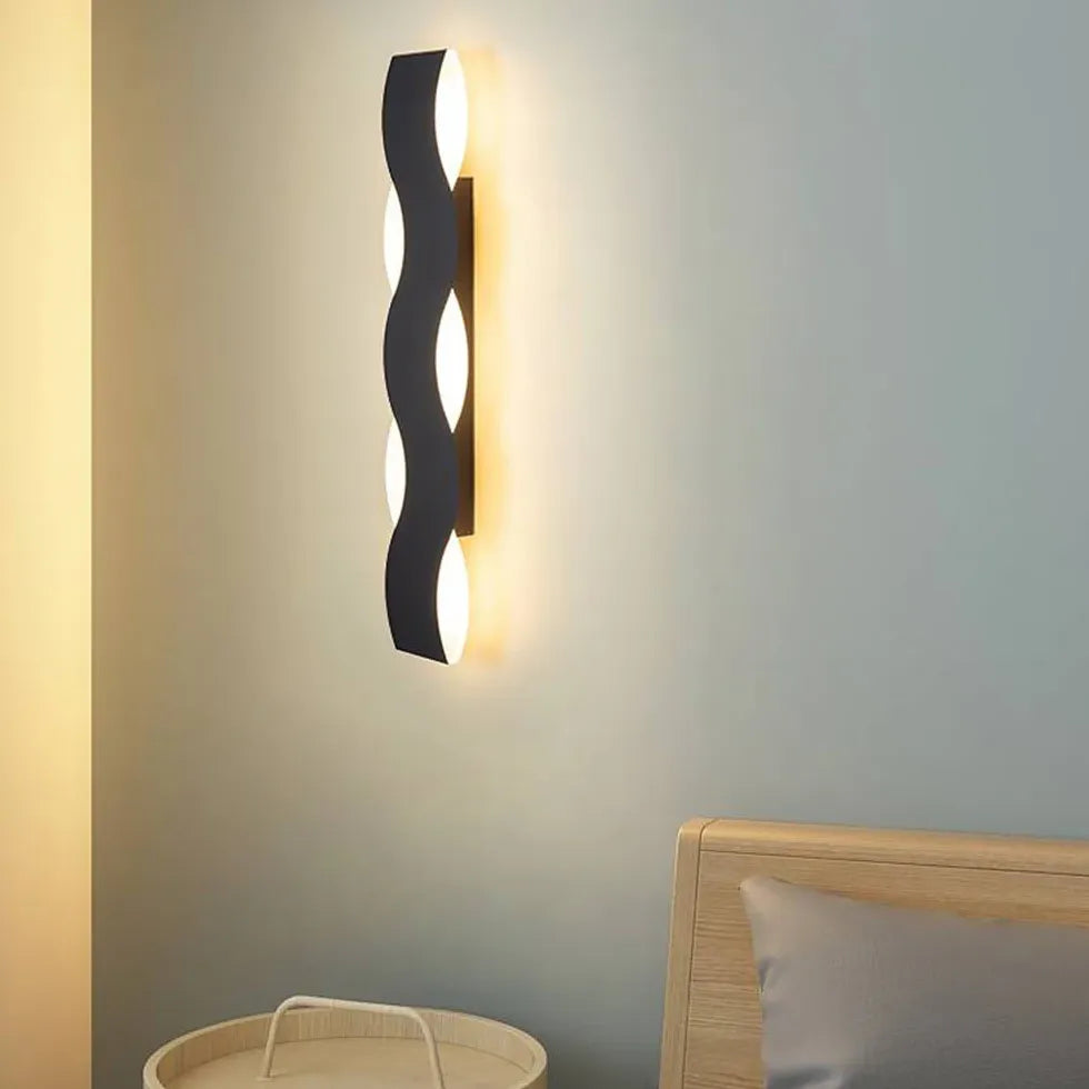 Wavy Modern Minimalist Wall Lamp