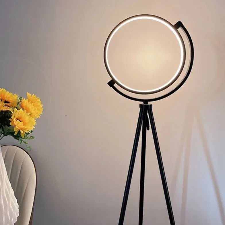 Minimalist Ring Tripod Floor Lamp