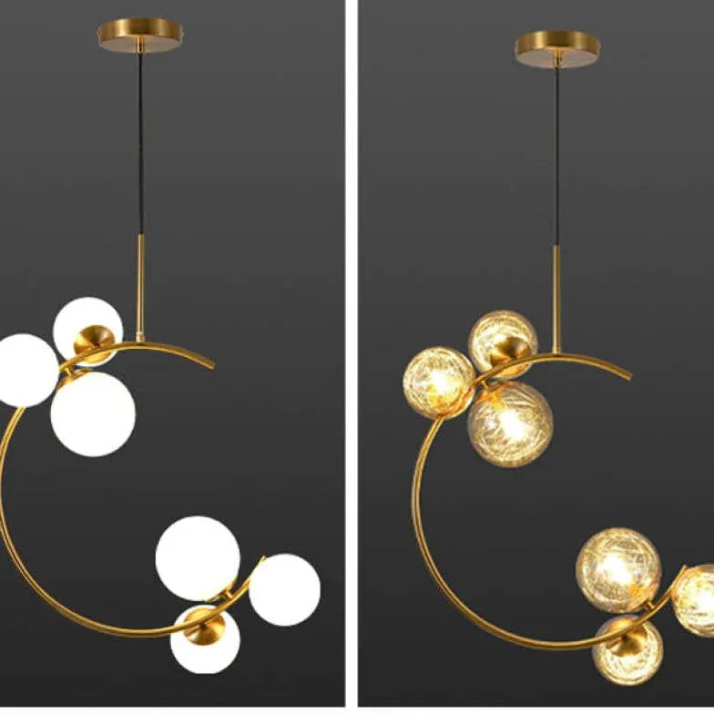 Lampadario Sfere Bianche Design Elegante e Moderno