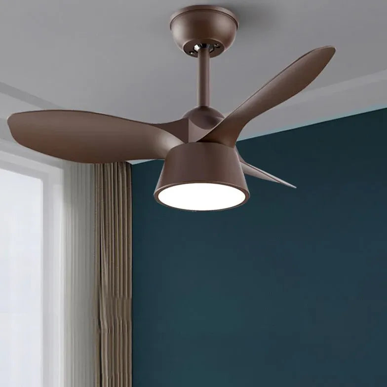 Streamlined Minimalist Ceiling Fan with Light