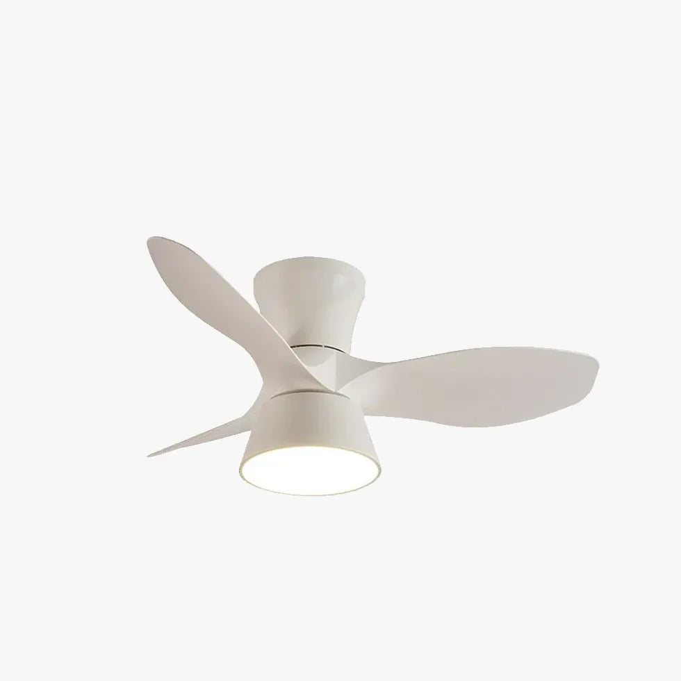 Ventilatore a soffitto minimalista a tre pale con luce