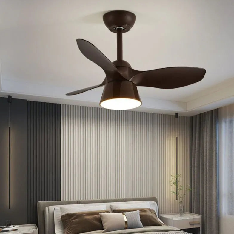 Ventilatore a soffitto minimalista a tre pale con luce