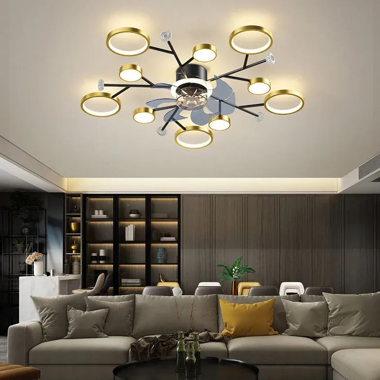 Lampadario con ventilatore moderno elegante e funzionale