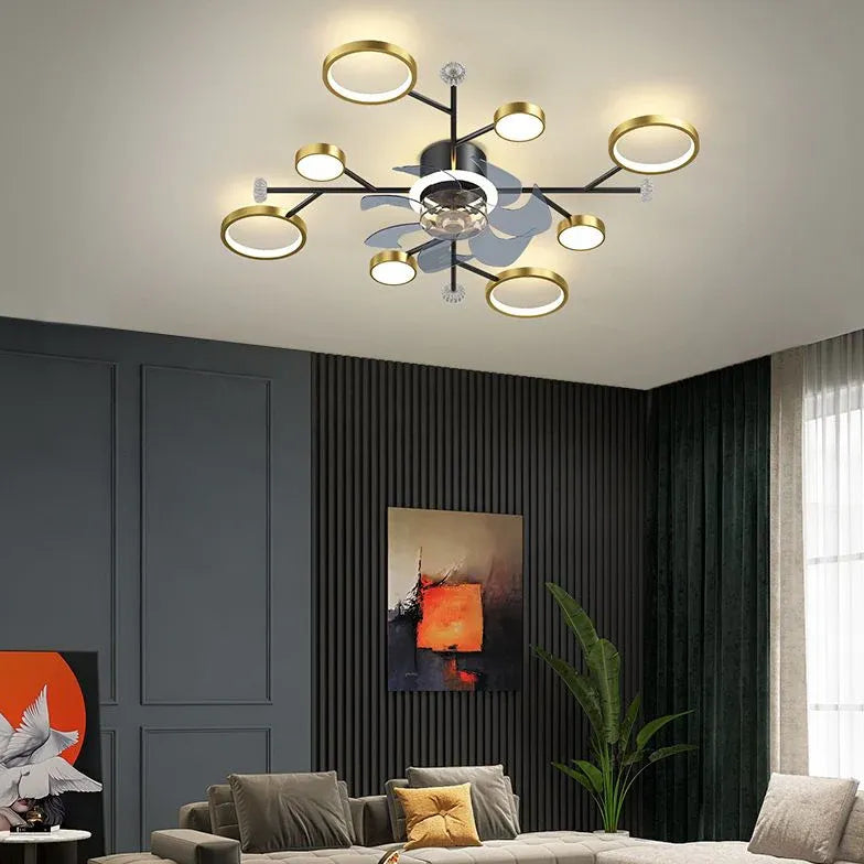 Lampadario con ventilatore moderno elegante e funzionale